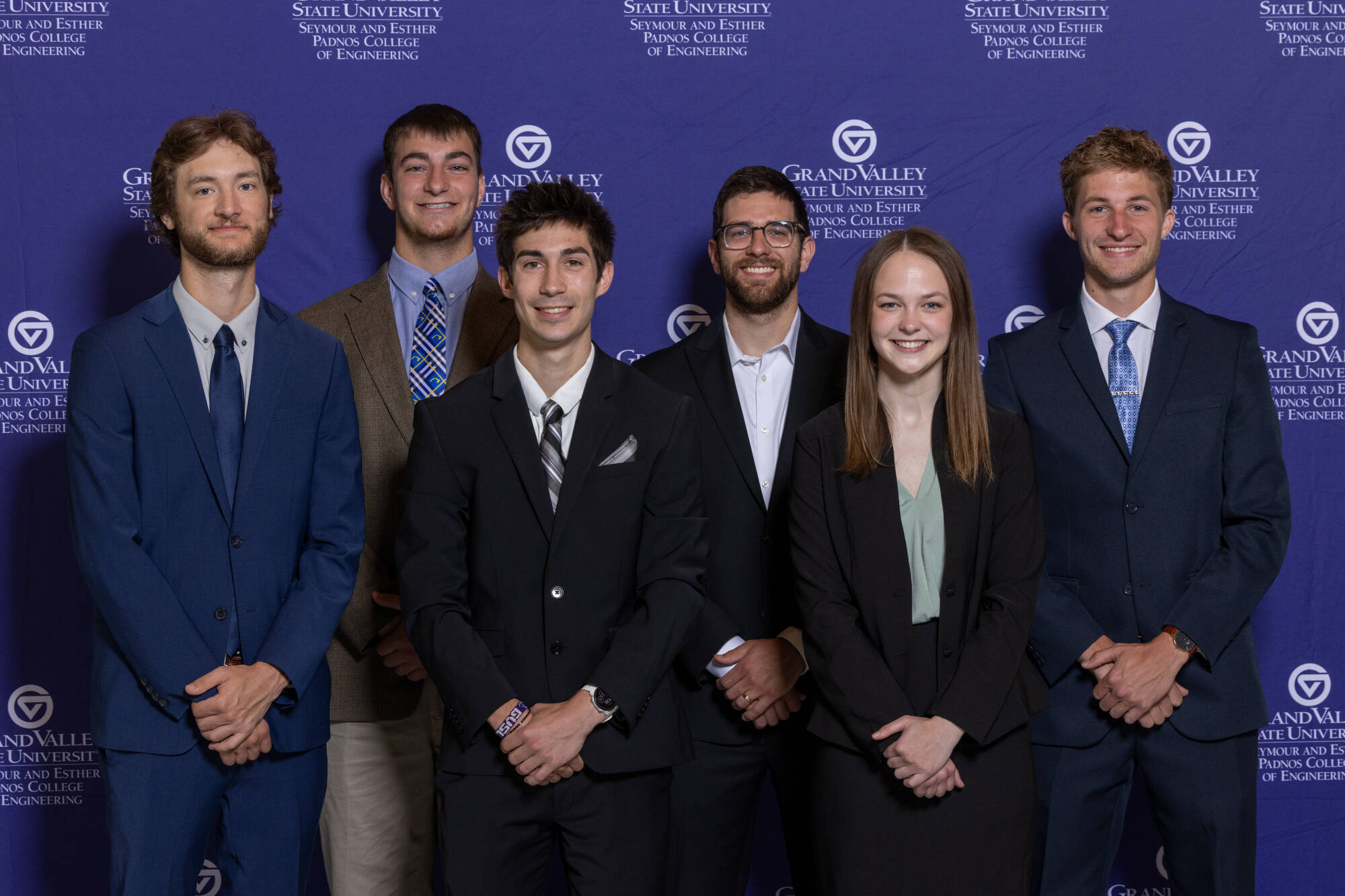 Group photo of Team 2